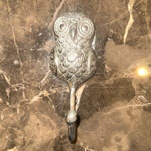 NWOT Owl Hanger